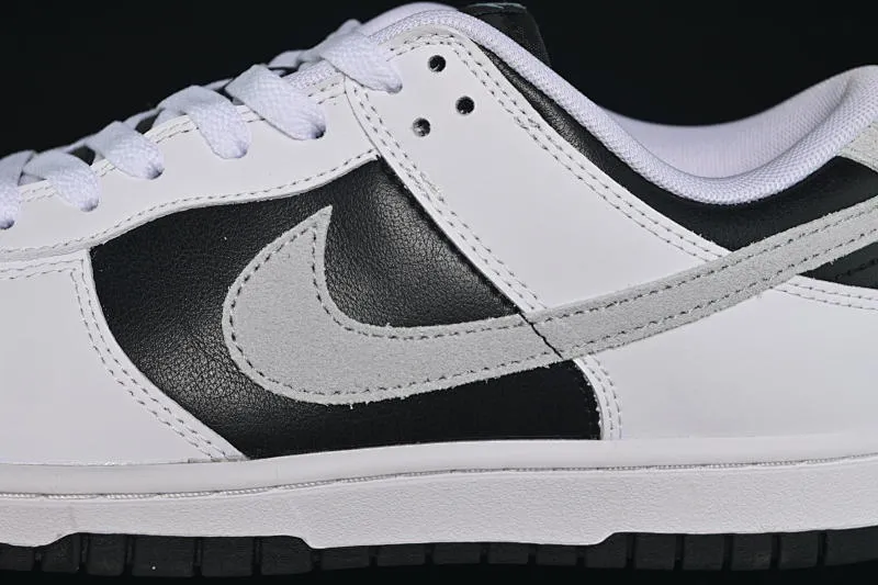 All Categories Nk SB Dunk Series Nk SB Dunk Low Low-top sneakers Nike SB Dunk Low White, black and gray color Low-top casual sneakers IB4620-141